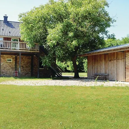 Three-bedroom In Putgarten